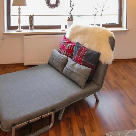 2 Bedroom Cozy In Arrach