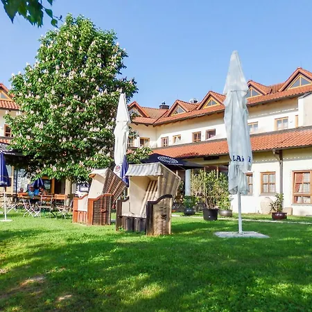 Apartman Stunning Apartment In Arrach With Wifi