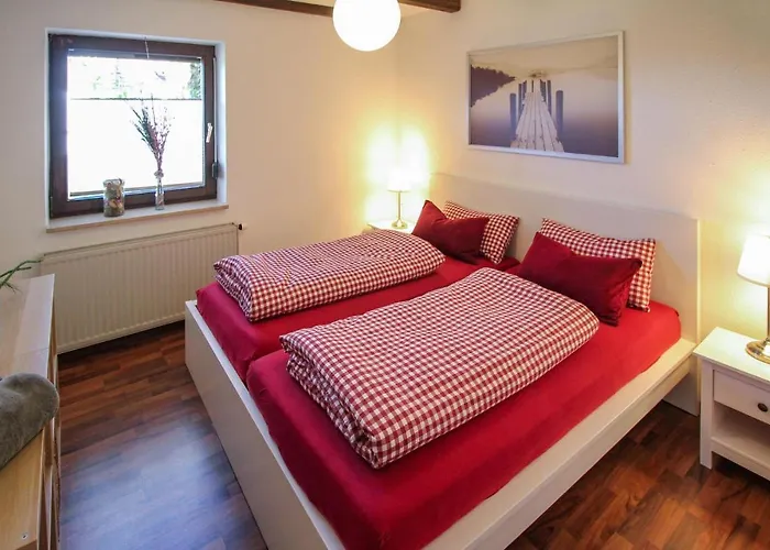 2 Bedroom Cozy In